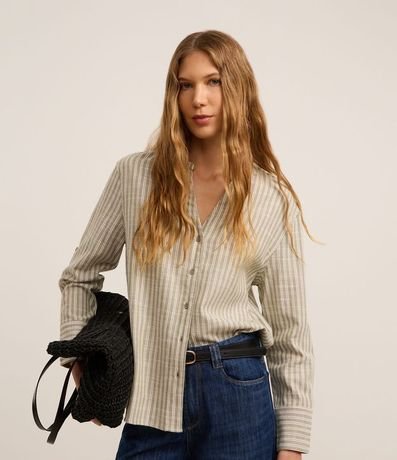 Camisa en Viscolino con Rayas en Hilo Teñido y Cuello Pdre