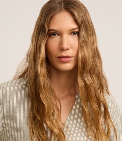 Camisa en Viscolino con Rayas en Hilo Teñido y Cuello Pdre 4