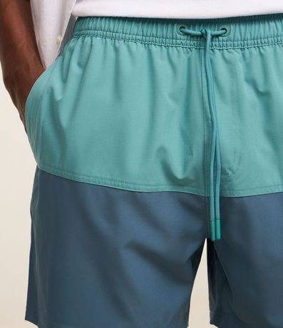 Bermuda en Microfibra con Bolsillo con cremallera y Estampa Bicolor 3