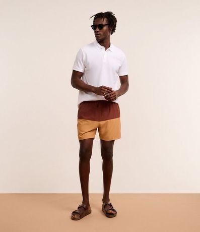 Bermuda en Microfibra con Bolsillo con cremallera y Estampa Bicolor