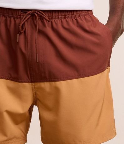 Bermuda en Microfibra con Bolsillo con cremallera y Estampa Bicolor 3