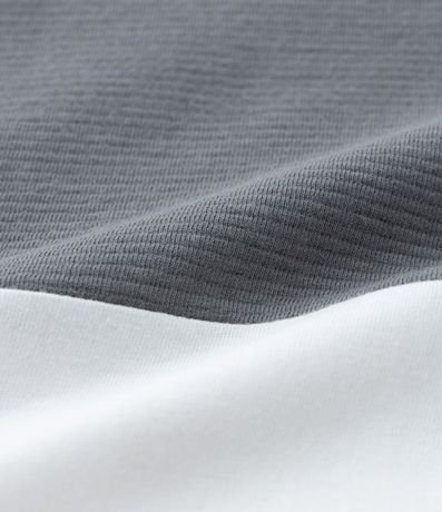 Remera Infantil con Estampa California y Recortes Texturizados - Talle 5 a 14 años 3