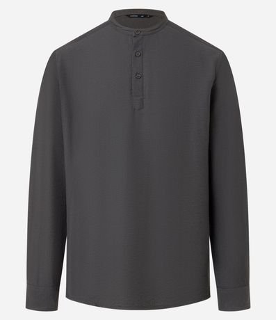 Camisa en Viscosa con Cuello Padre Texturizada 1