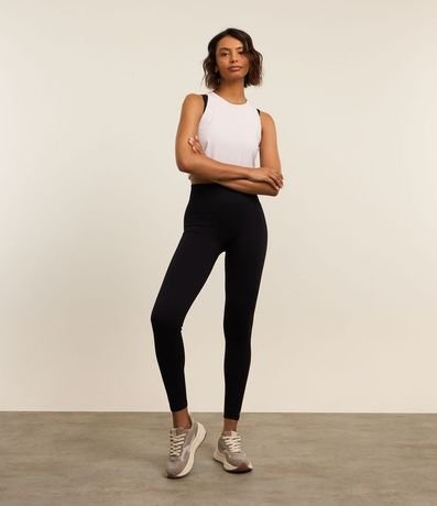 Musculosa Box Deportiva en Microfibra Texturizada con Recorte en la Espalda 2