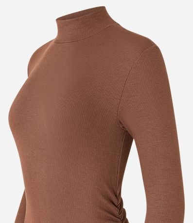 Vestido Reto Midi en Rib con Fruncido Lateral 9