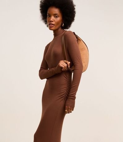 Vestido Reto Midi en Rib con Fruncido Lateral 3