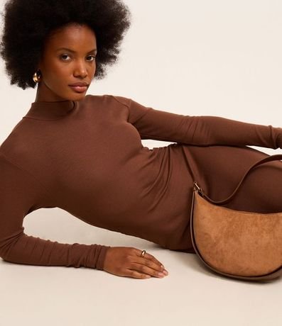 Vestido Reto Midi en Rib con Fruncido Lateral 7