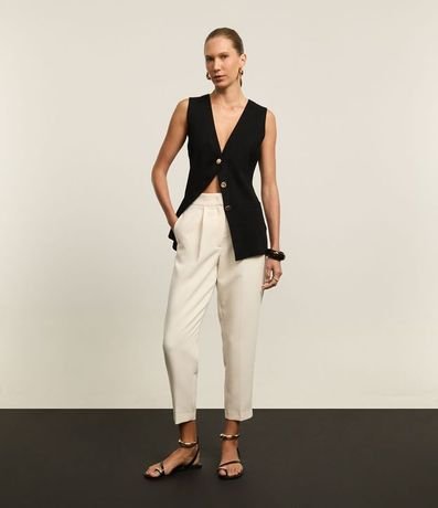 Pantalón Zanahoria en Sastre Cintura Alta con Pliegues 1