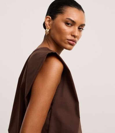 Body en Tricolina con Caida Amplia y Cuello Redondo 4