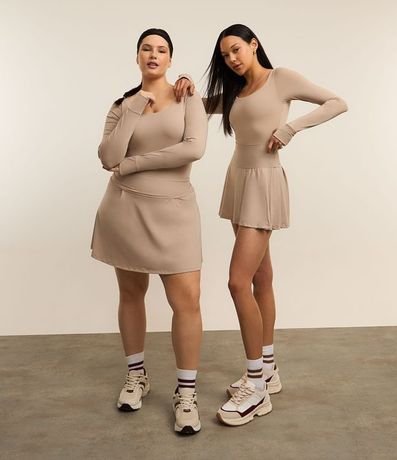 Short Pollera Deportivo en Microfibra Ligera con Cintura Ancha 2