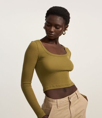 Blusa Acanalada en Rib con Escote Profundo 2