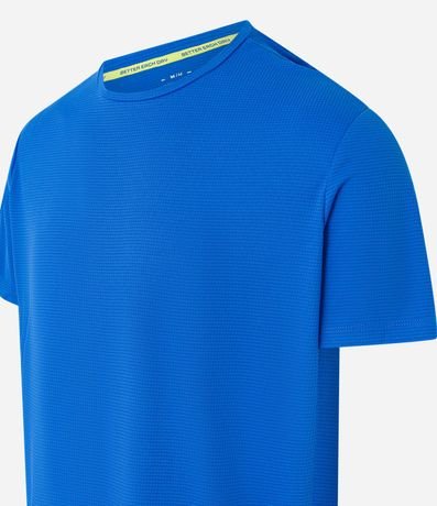 Remera Deportiva con Tecnologia Dry Texturizada 7