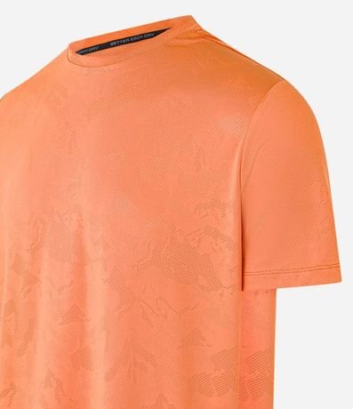 Remera Deportiva con Tecnologia Dry y Estampa Jacquard 8