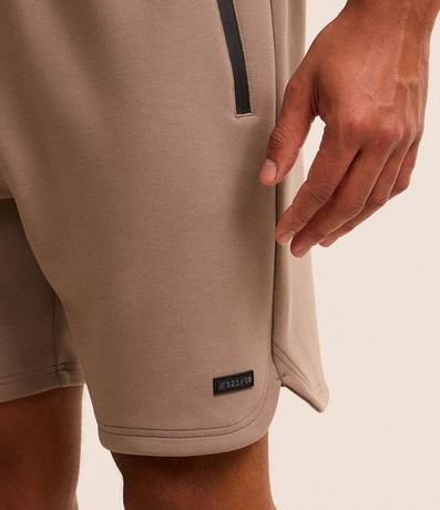 Bermuda Deportiva con Cintura Elástica y Cremallera en el Bolsillo 4