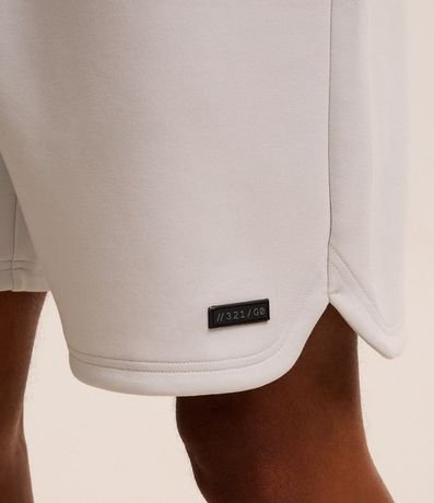 Bermuda Deportiva con Cintura Elástica y Cremallera en el Bolsillo 3