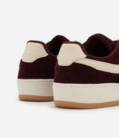 Championes Tradicional con Suela Caixa y Detalle Contrastante en el Lateral 5