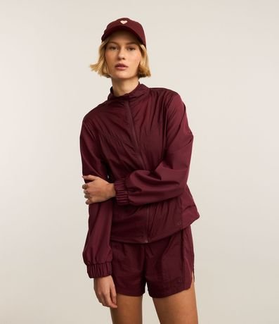 Campera Rompevientos Deportiva con Hilo Reflectante 2
