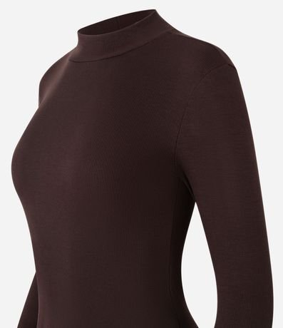 Blusa en Rib con Cuello Alto y Manga Larga 7