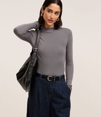 Blusa en Rib con Cuello Alto y Manga Larga