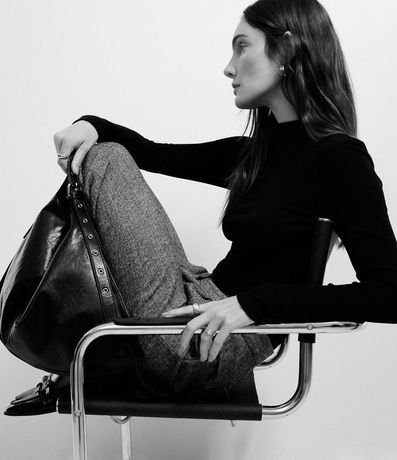 Blusa en Rib con Cuello Alto y Manga Larga 6