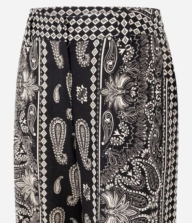 Pantalón Boho Pantalona en Viscolino con Estampa Paisley 6