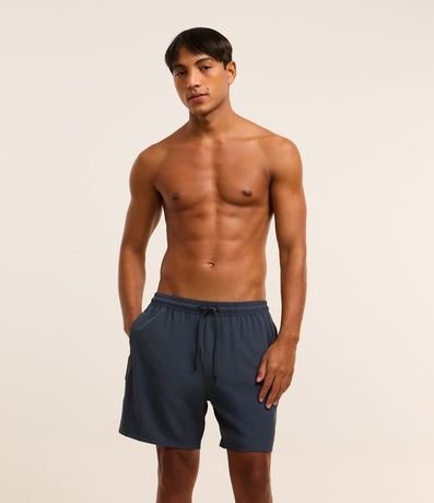 Bermuda con Detalle de Etiqueta Gomosa 2