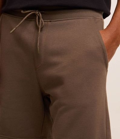 Bermuda Slim en Algodón con Felpa y Bolsillos 3