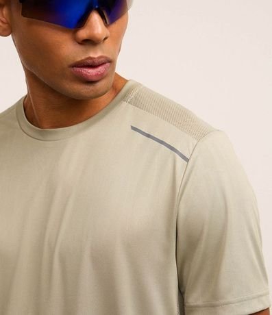 Remera Deportiva Tecnologia Dry con Estampa Heat Print 4