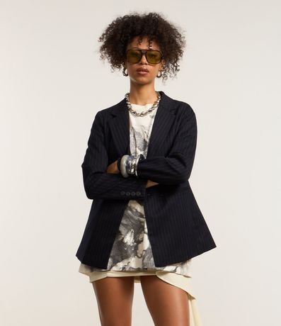 Blazer Alargado en Sastrería con Rayas y Botones 1