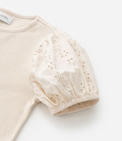 Blusa Infantil en Rib con Broderie en la Manga - Talle 5 a 14 años 5
