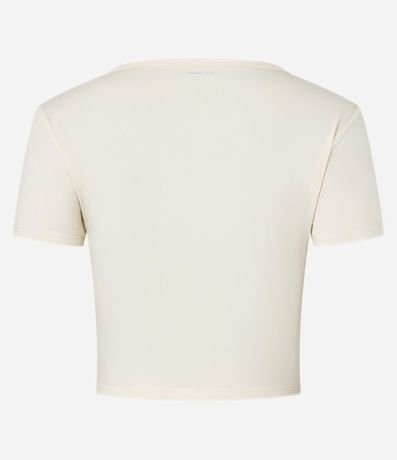 Remera Cropped Deportiva en Microfibra con Toque Suave 5