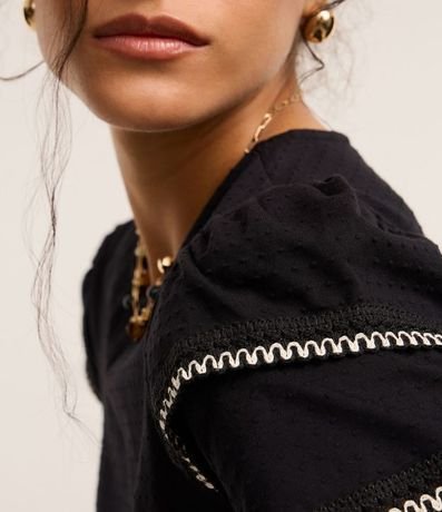 Blusa en Algodón con Detalle en Efecto Ganchillo en la Manga 5