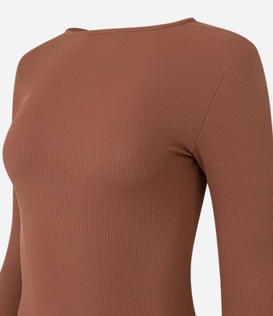 Body Texturizado en Microfibra con Tiras Torcidas en la Espalda 9