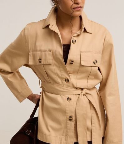 Campera Trench Coat en Sarga con Bolsillos y Lazo en la Cintura 4
