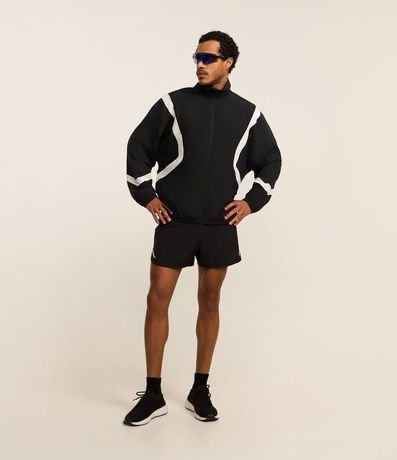 Campera Cuello Alto con Recortes Contrastantes 6