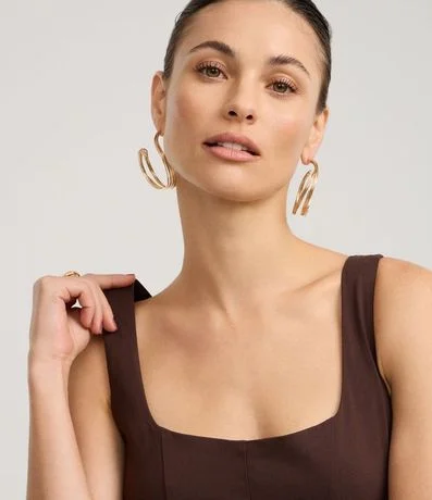 Vestido Evasê Midi en Viscosa con Escote Cuadrado y Recortes 4