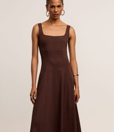Vestido Evasê Midi en Viscosa con Escote Cuadrado y Recortes 1