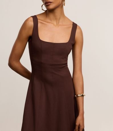 Vestido Evasê Midi en Viscosa con Escote Cuadrado y Recortes 4