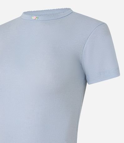 Pijama Largo en Rib con Estampa Floral y Detalle de Flor en el Cuello 5