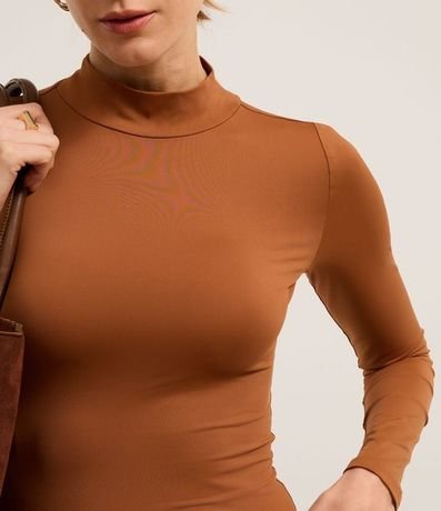 Body Básico en Media Malla con Cuello Alto 3