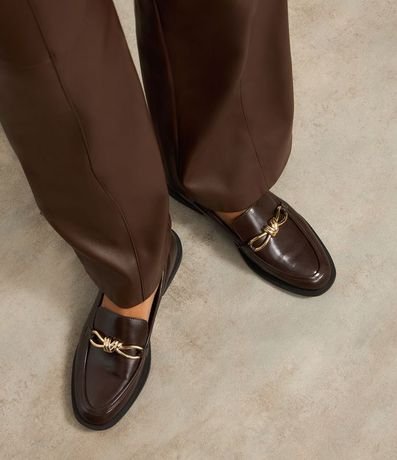 Zapato Mocasine en PU con Detalle Metálico 8