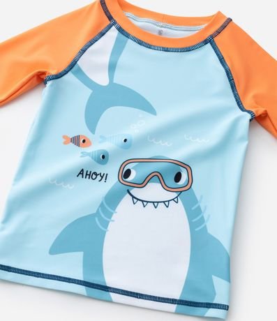 Conjunto Infantil con Protección UV y Estampa Tiburones - Talle 1 a 4 años 9