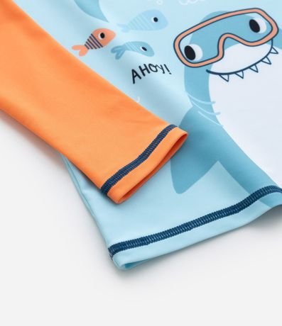 Conjunto Infantil con Protección UV y Estampa Tiburones - Talle 1 a 4 años 10