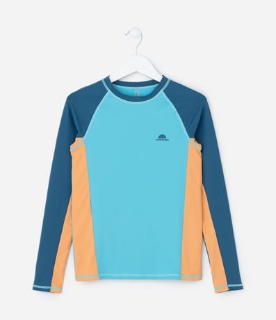 Remera Infantil con Protección UV Estampa Adventure - Talle 5 a 14 años