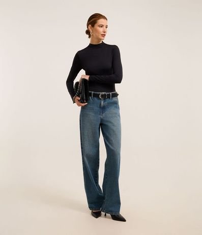 Blusa en Microfibra de Corte a Hilo con Cuello Alto 2