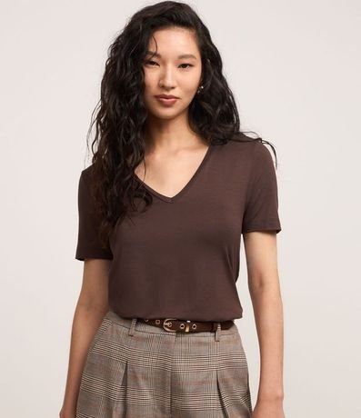 Blusa en Viscosa con Escote V y Manga Corta sin Estampa