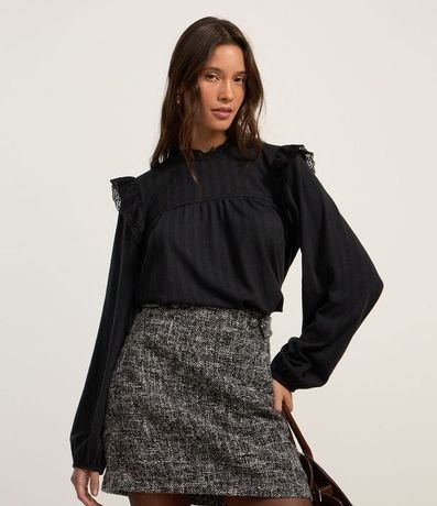 Blusa Bata Oversized con Detalles de Rendas