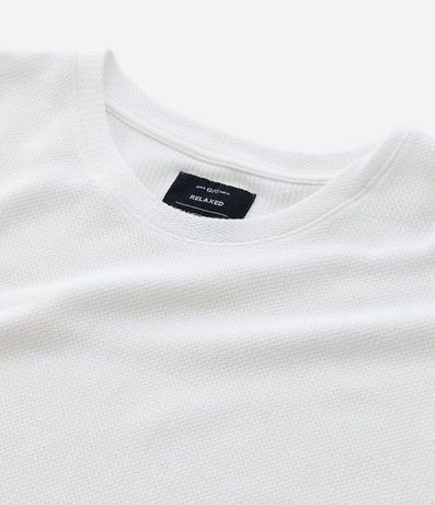 Remera Relaxed en Algodón con Textura Chevron