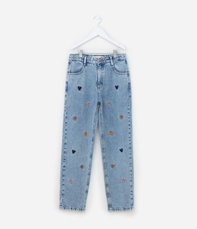 Pantalón Mom Infantil en Jeans con Bordados de Corazones - Talle 5 a 14 años