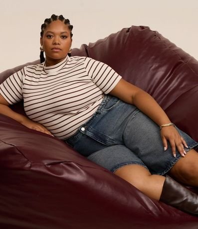 Blusa en Rib con Cuello Alto y Rayas Curve & Plus Size